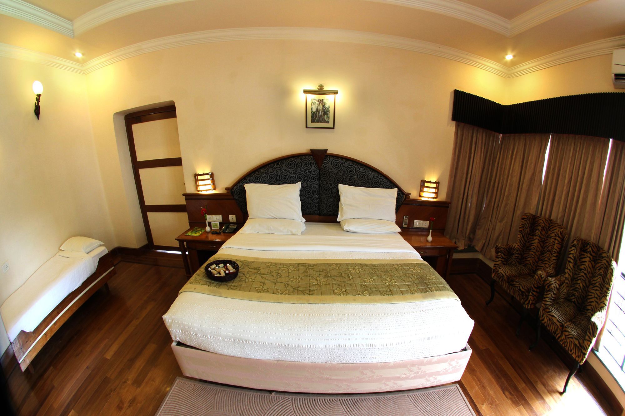 Hotel Ktdc Aranya Nivas Thekkady Kumily Exterior foto